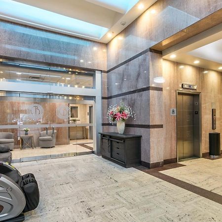 Luxury 2-Bedroom Condo Steps Away From The French Quarter Nova Orleães Exterior foto