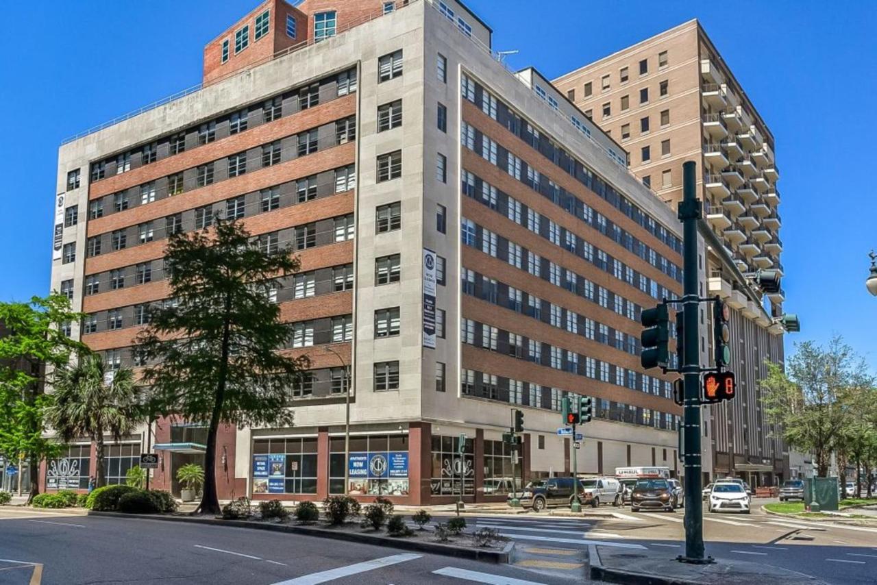 Luxury 2-Bedroom Condo Steps Away From The French Quarter Nova Orleães Exterior foto