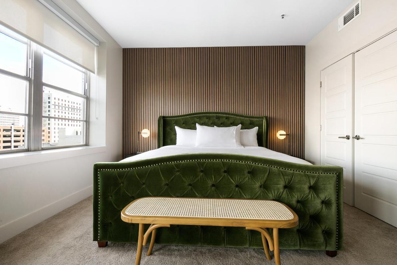 Luxury 2-Bedroom Condo Steps Away From The French Quarter Nova Orleães Exterior foto