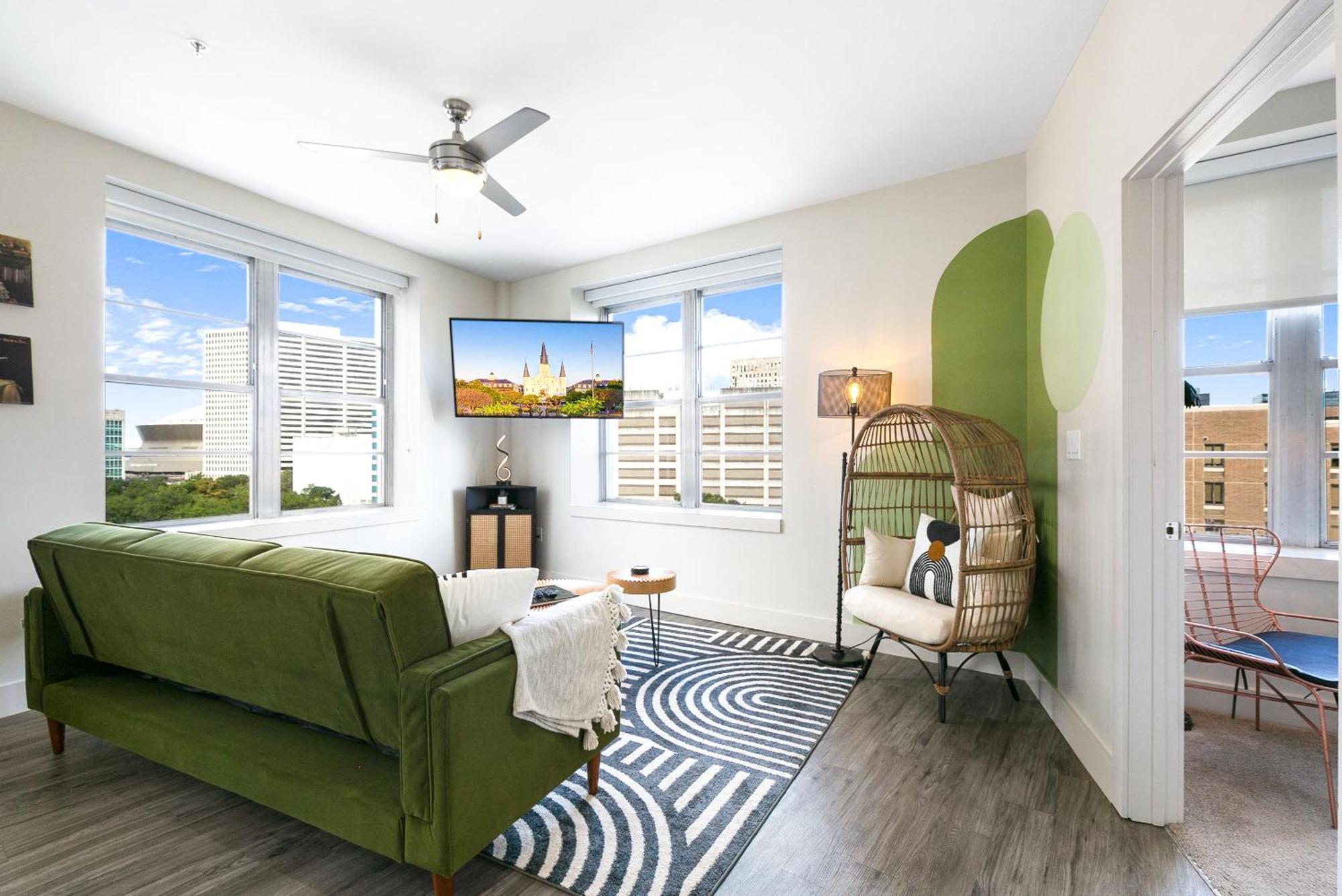 Luxury 2-Bedroom Condo Steps Away From The French Quarter Nova Orleães Exterior foto